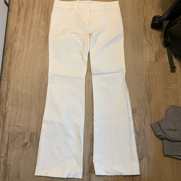 Theory cotton cream stretch pants. - Picture 3 of 8